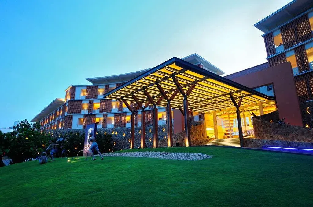 Heritance Negombo